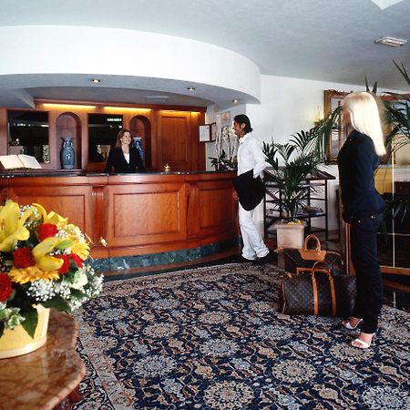 גרדונה ריביירה Hotel Savoy Palace מראה חיצוני תמונה