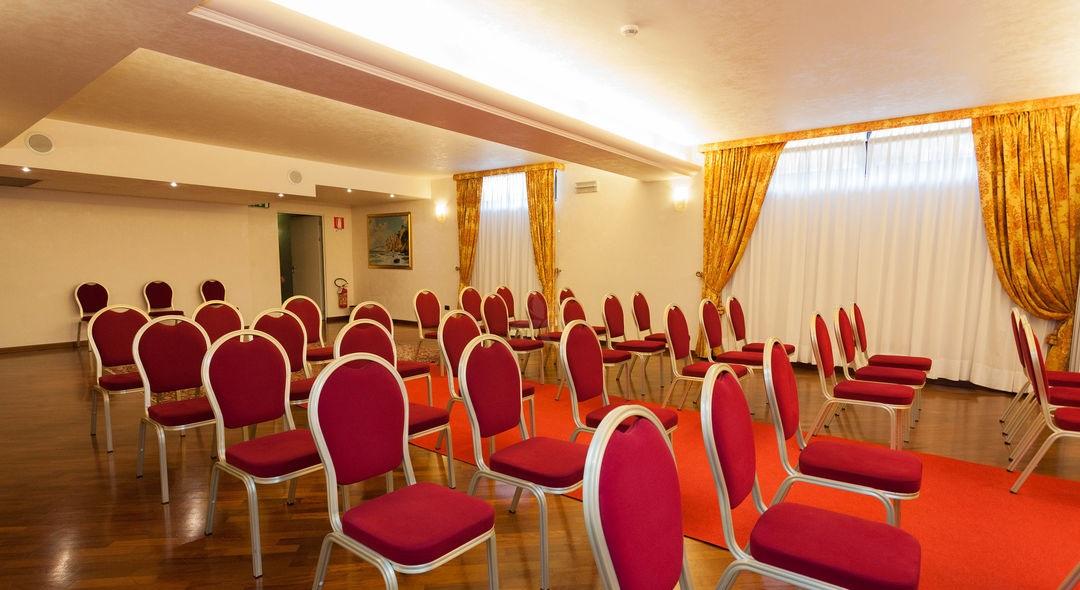 גרדונה ריביירה Hotel Savoy Palace מראה חיצוני תמונה