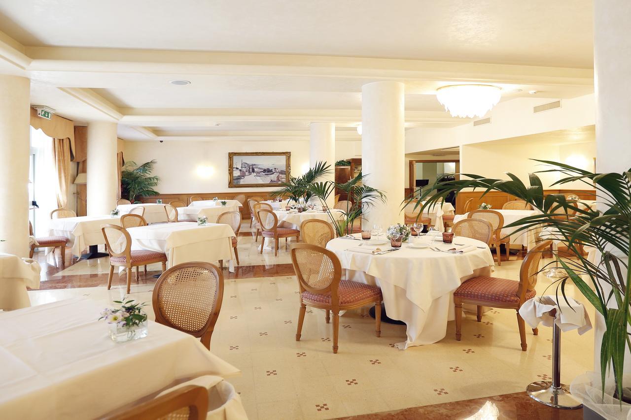 גרדונה ריביירה Hotel Savoy Palace מראה חיצוני תמונה